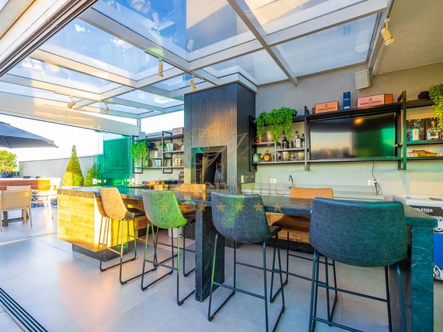 Foto do Cobertura / Penthouse - Juvevê, Cobertura Duplex, vista definida, espaço gourmet com churrasqueira, terraço com jacuzzi e 4 vagas, Curitiba, PR | Imobiliária GreenVille