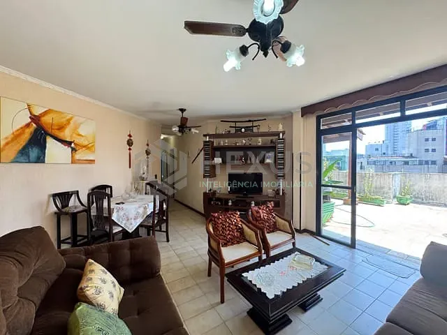 Cobertura / Penthouse 3 quartos e 2 banheiros, à venda, no bairro Tombo em Guarujá
