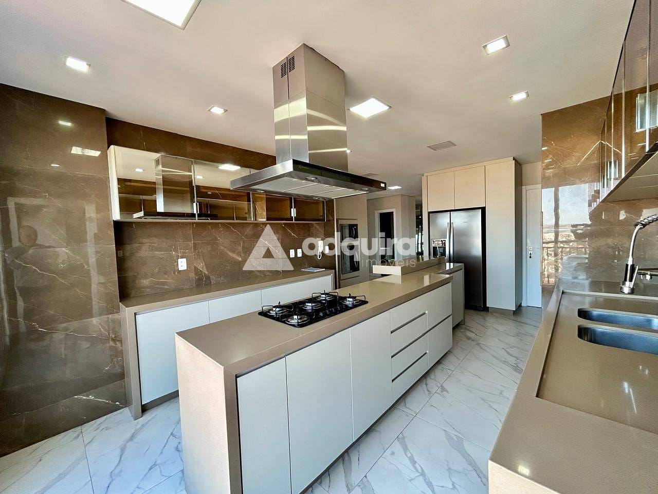 Apartamento à venda e aluguel com 3 quartos, 230m² - Foto 8