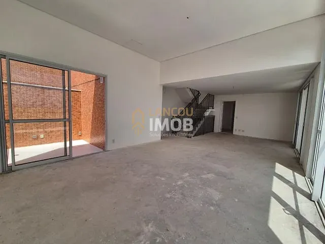 Cobertura / Penthouse com 419m² 4 quartos e 6 banheiros, à venda, no bairro Anhangabaú em Jundiaí