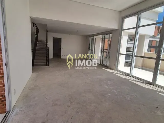 Cobertura / Penthouse com 419m² 4 quartos e 6 banheiros, à venda, no bairro Anhangabaú em Jundiaí