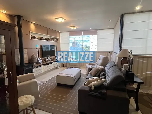 Cobertura / Penthouse com 242m² 3 quartos e 2 banheiros, à venda, no bairro Centro em Marau