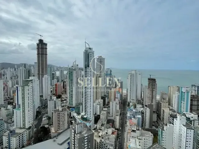 Cobertura / Penthouse com 347m² 3 quartos e 5 banheiros, à venda, no bairro Centro em Balneário Camboriú