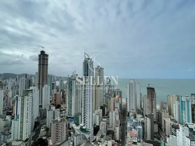 Cobertura / Penthouse com 347m² 3 quartos e 5 banheiros, à venda, no bairro Centro em Balneário Camboriú