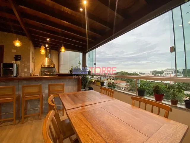 Cobertura / Penthouse 3 quartos e 4 banheiros, à venda, no bairro Jardim Atlântico  em Ilhéus