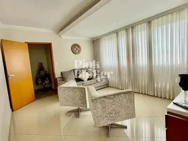 Cobertura / Penthouse com 180m² 3 quartos e 3 banheiros, à venda, no bairro Cabral em Contagem