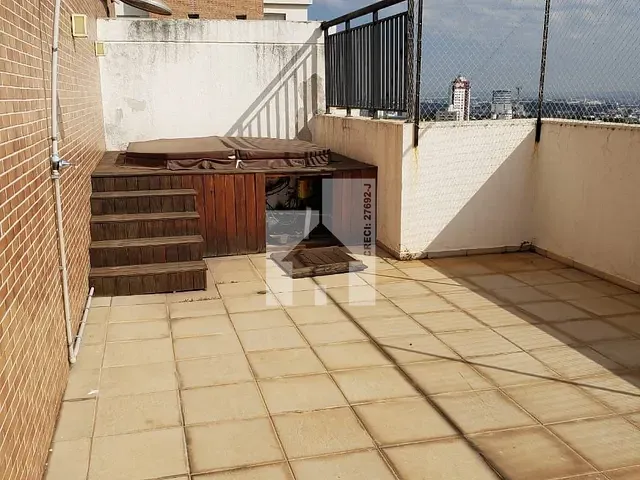 Cobertura / Penthouse com 238m² 3 quartos e 5 banheiros, à venda ou para alugar, no bairro Anhangabaú em Jundiaí