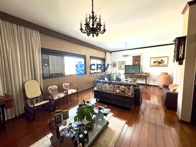 Cobertura / Penthouse com 580m² 4 quartos e 4 banheiros, à venda, no bairro Centro em Londrina