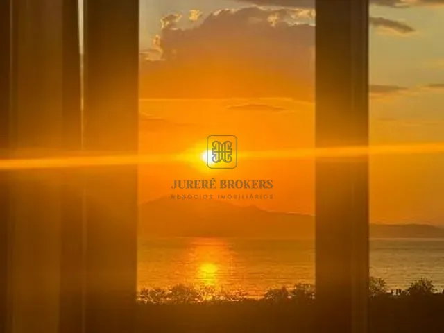 Cobertura / Penthouse 4 quartos e 5 banheiros, à venda ou para alugar, no bairro Cachoeira do Bom Jesus em Florianópolis