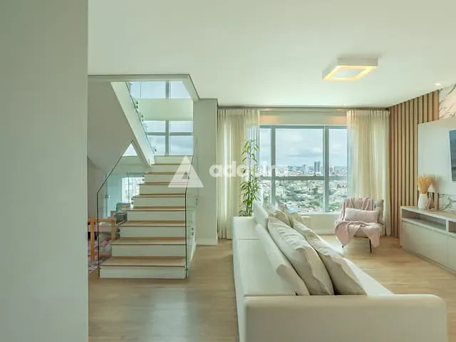 Cobertura / Penthouse com 228m² 3 quartos e 3 banheiros, à venda ou para alugar, no bairro Uvaranas em Ponta Grossa