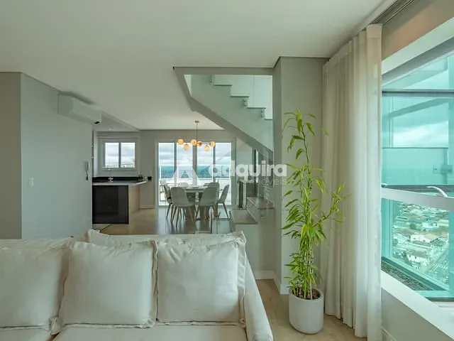 Cobertura / Penthouse com 228m² 3 quartos e 3 banheiros, à venda ou para alugar, no bairro Uvaranas em Ponta Grossa