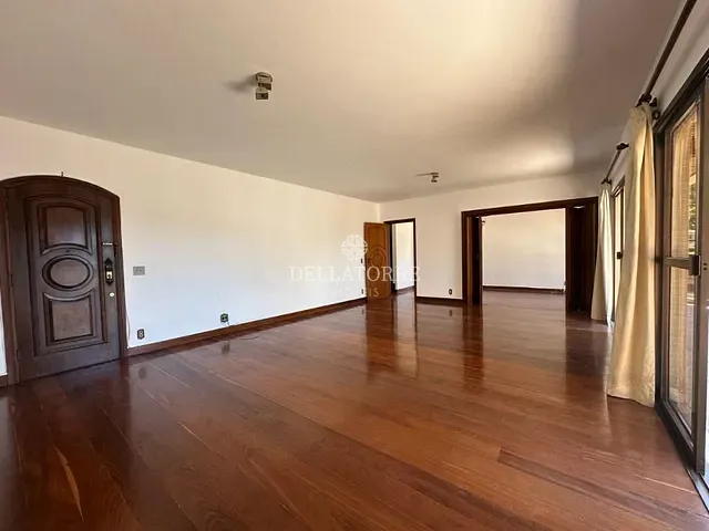 Cobertura / Penthouse 4 quartos e 4 banheiros, à venda, no bairro Agriões em Teresópolis