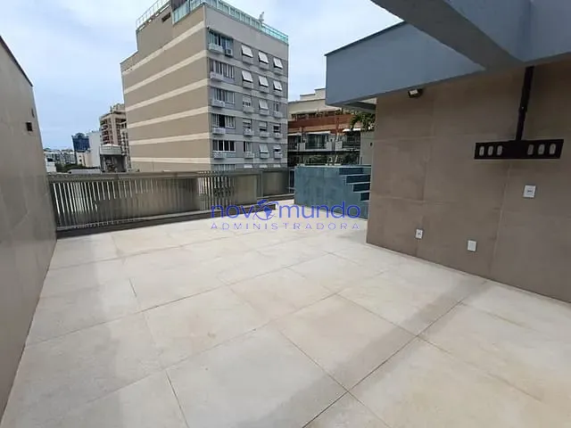 Cobertura / Penthouse com 197m² 1 quarto e 3 banheiros, para alugar, no bairro Leblon em Rio de Janeiro
