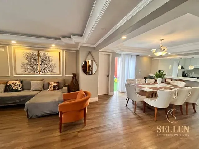 Cobertura / Penthouse 5 quartos e 7 banheiros, à venda, no bairro Centro em Balneário Camboriú