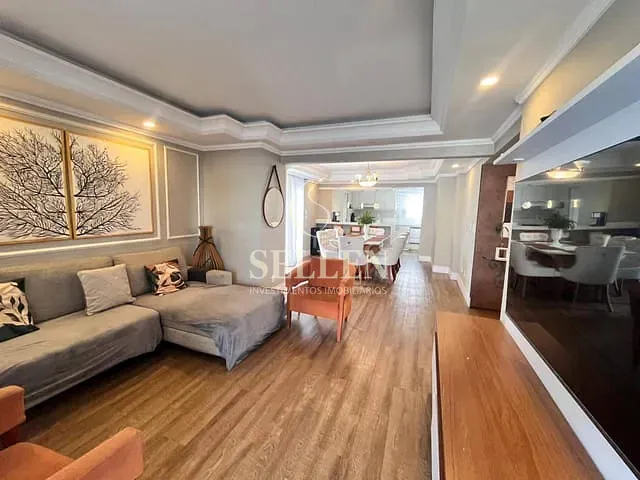 Cobertura / Penthouse 5 quartos e 7 banheiros, à venda, no bairro Centro em Balneário Camboriú