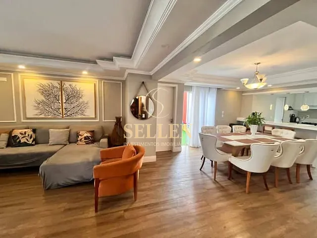 Cobertura / Penthouse 5 quartos e 7 banheiros, à venda, no bairro Centro em Balneário Camboriú