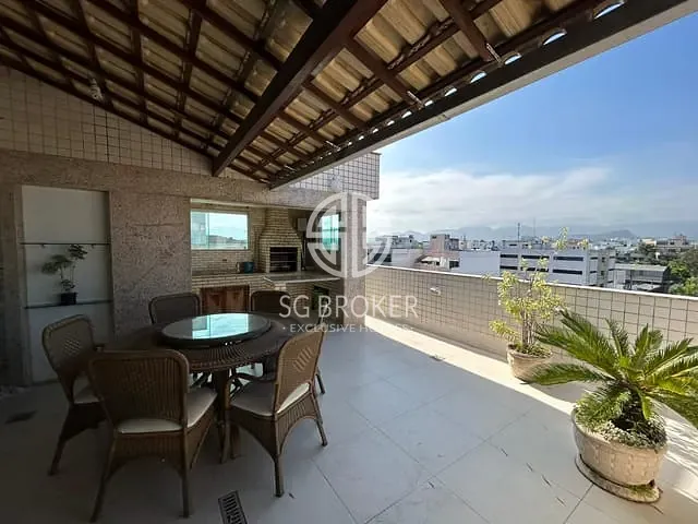 Cobertura / Penthouse com 260m² 4 quartos e 4 banheiros, à venda, no bairro Recreio dos Bandeirantes em Rio de Janeiro
