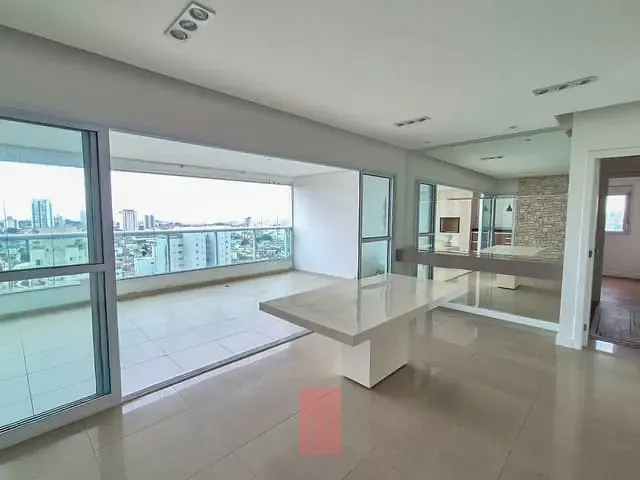 Cobertura / Penthouse 4 quartos e 4 banheiros, para alugar, no bairro Santa Teresinha em São Paulo