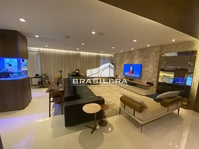 Cobertura / Penthouse 4 quartos e 6 banheiros, à venda, no bairro Jardim América em Goiânia