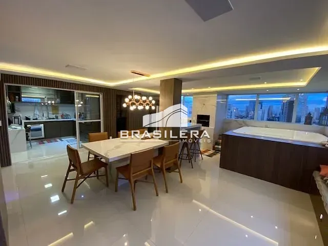 Cobertura / Penthouse 4 quartos e 6 banheiros, à venda, no bairro Jardim América em Goiânia
