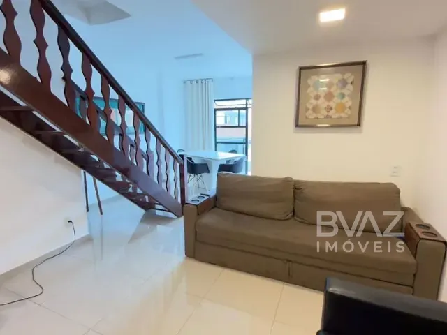 Cobertura / Penthouse com 250m² 4 quartos e 3 banheiros, à venda, no bairro São Bento em Cabo Frio