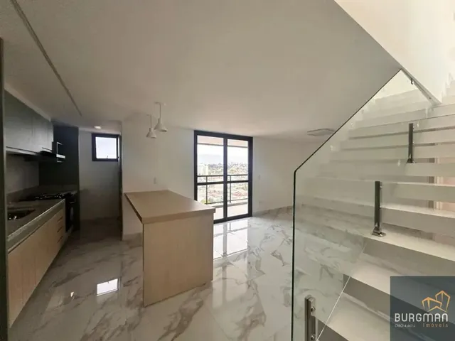 Cobertura / Penthouse 3 quartos e 3 banheiros, à venda, no bairro Fanny em Curitiba