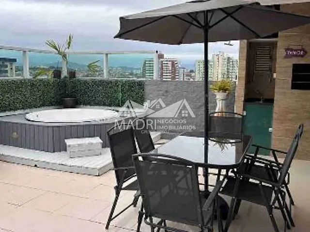 Cobertura / Penthouse com 228m² 3 quartos e 2 banheiros, à venda, no bairro Campinas em São José