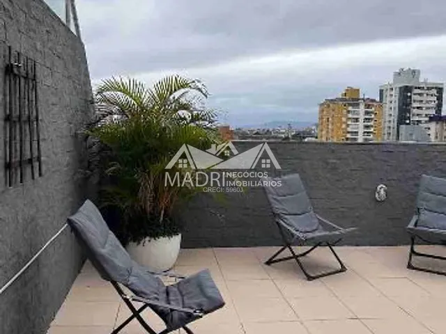 Cobertura / Penthouse com 228m² 3 quartos e 2 banheiros, à venda, no bairro Campinas em São José