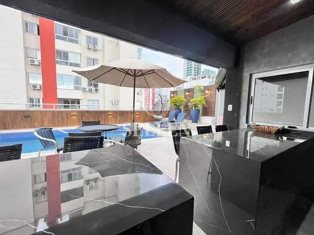 Cobertura / Penthouse 6 quartos e 6 banheiros, à venda, no bairro Centro em Balneário Camboriú