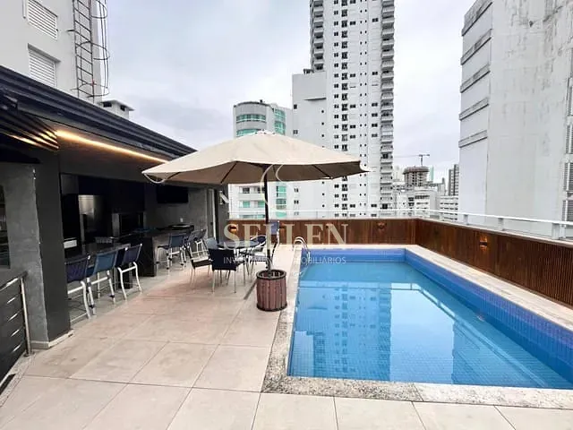 Cobertura / Penthouse 6 quartos e 6 banheiros, à venda, no bairro Centro em Balneário Camboriú