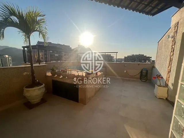 Cobertura / Penthouse com 210m² 3 quartos e 3 banheiros, à venda, no bairro Barra da Tijuca em Rio de Janeiro