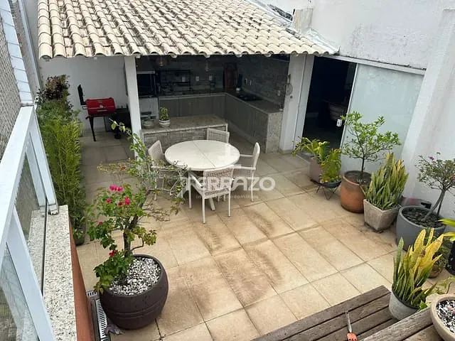 Cobertura / Penthouse com 264m² 3 quartos e 3 banheiros, à venda, no bairro Jardim Amália em Volta Redonda