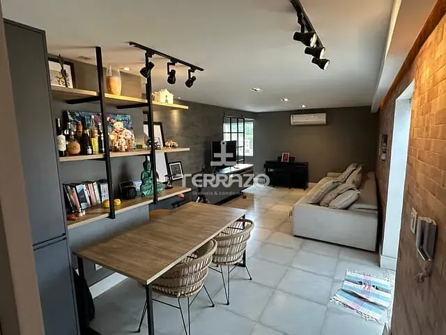 Cobertura / Penthouse com 264m² 3 quartos e 3 banheiros, à venda, no bairro Jardim Amália em Volta Redonda