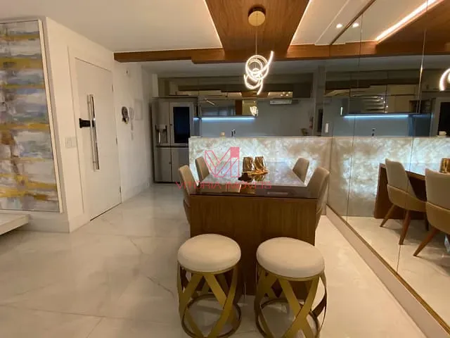 Cobertura / Penthouse com 233m² 3 quartos e 5 banheiros, à venda, no bairro Praia do Canto em Vitória