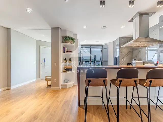 Cobertura / Penthouse com 570m² 5 quartos e 6 banheiros, à venda, no bairro Ponta Aguda em Blumenau