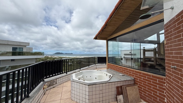Cobertura / Penthouse 4 quartos e 4 banheiros, à venda, no bairro Braga em Cabo Frio