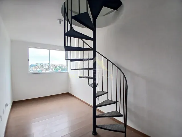 Cobertura / Penthouse 2 quartos e 2 banheiros, à venda, no bairro Teixeiras em Juiz de Fora