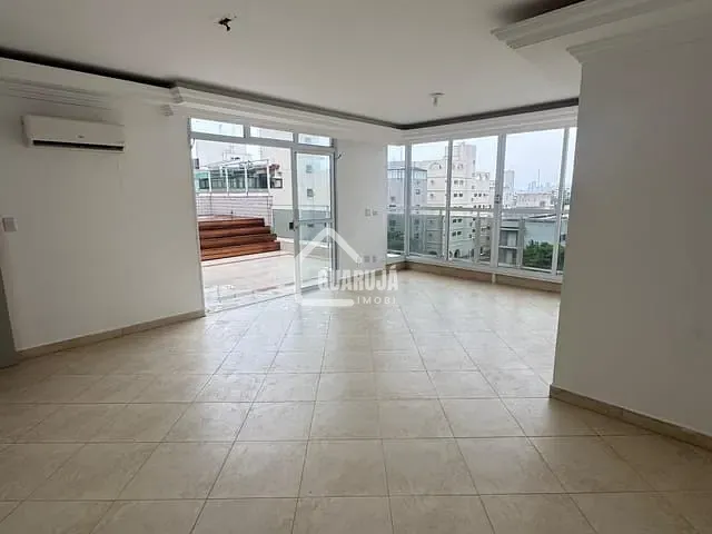 Cobertura / Penthouse 3 quartos e 3 banheiros, à venda, no bairro Enseada em Guarujá