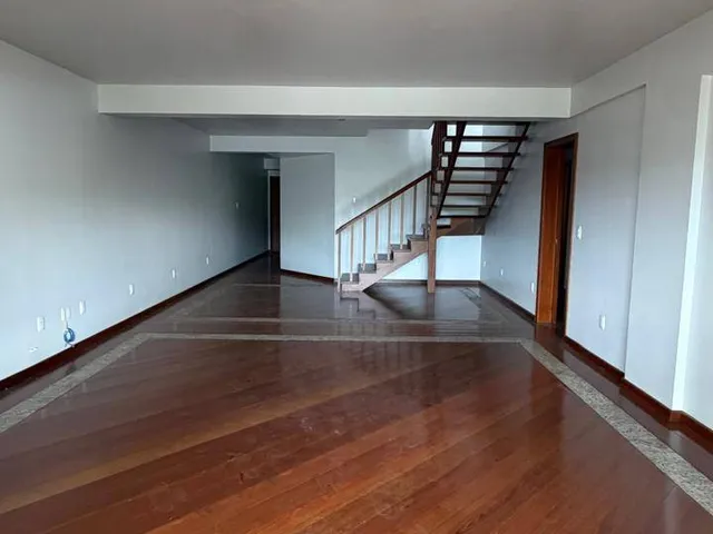 Cobertura / Penthouse com 453m² 3 quartos e 3 banheiros, à venda, no bairro Centro em Nova Prata