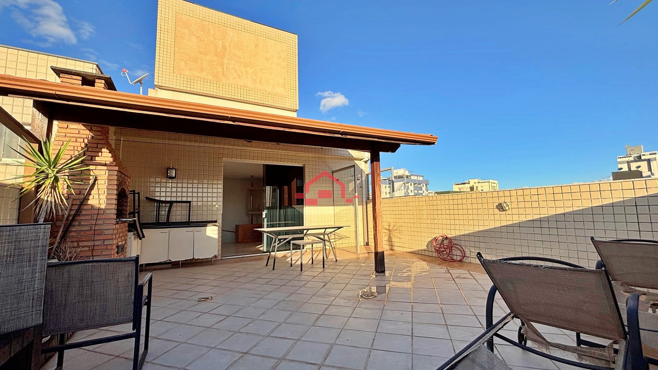 Cobertura para alugar com 4 quartos, 160m² - Foto 35
