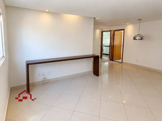 Cobertura / Penthouse 4 quartos e 2 banheiros, para alugar, no bairro Castelo em Belo Horizonte