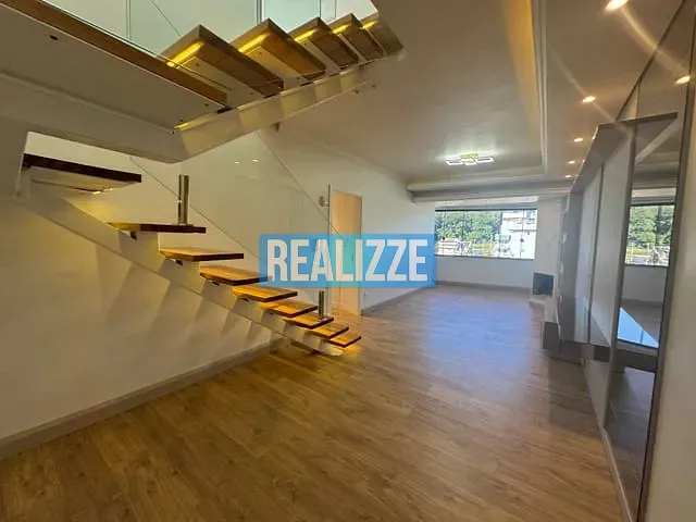 Cobertura / Penthouse com 300m² 3 quartos e 1 banheiro, à venda, no bairro Centro em Marau