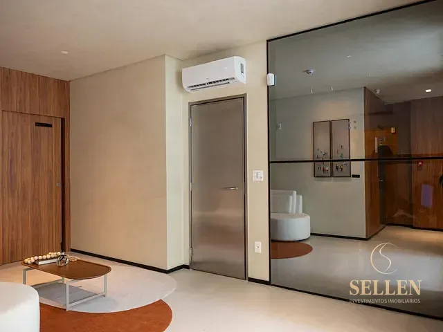 Cobertura / Penthouse com 404m² 4 quartos e 5 banheiros, à venda, no bairro Centro em Balneário Camboriú