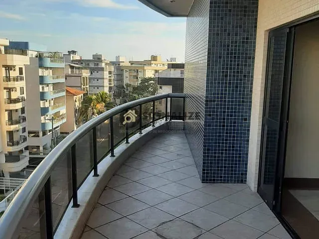 Cobertura / Penthouse com 250m² 4 quartos e 4 banheiros, à venda, no bairro Algodoal em Cabo Frio