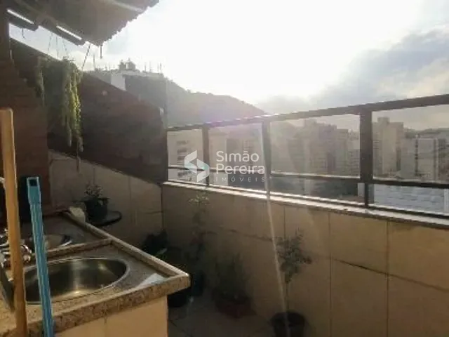 Cobertura / Penthouse 2 quartos e 1 banheiro, à venda, no bairro Centro em Juiz de Fora