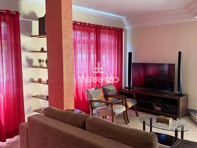 Cobertura / Penthouse 4 quartos e 3 banheiros, à venda, no bairro Jardim Amália em Volta Redonda