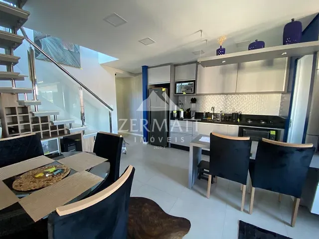 Cobertura / Penthouse com 220m² 3 quartos e 3 banheiros, à venda, no bairro Vila Nova em Blumenau