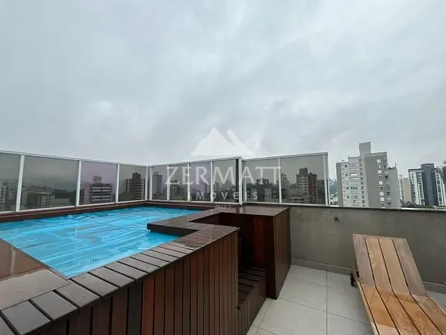 Cobertura / Penthouse com 220m² 3 quartos e 3 banheiros, à venda, no bairro Vila Nova em Blumenau