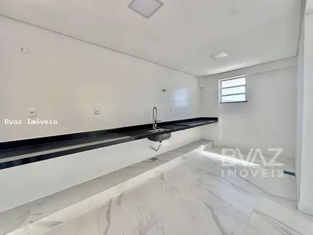Cobertura / Penthouse com 268m² 4 quartos e 3 banheiros, à venda, no bairro Passagem em Cabo Frio