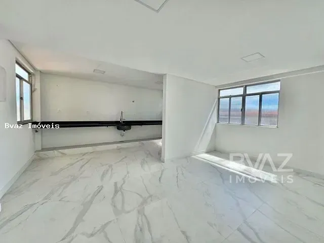 Cobertura / Penthouse com 268m² 4 quartos e 3 banheiros, à venda, no bairro Passagem em Cabo Frio